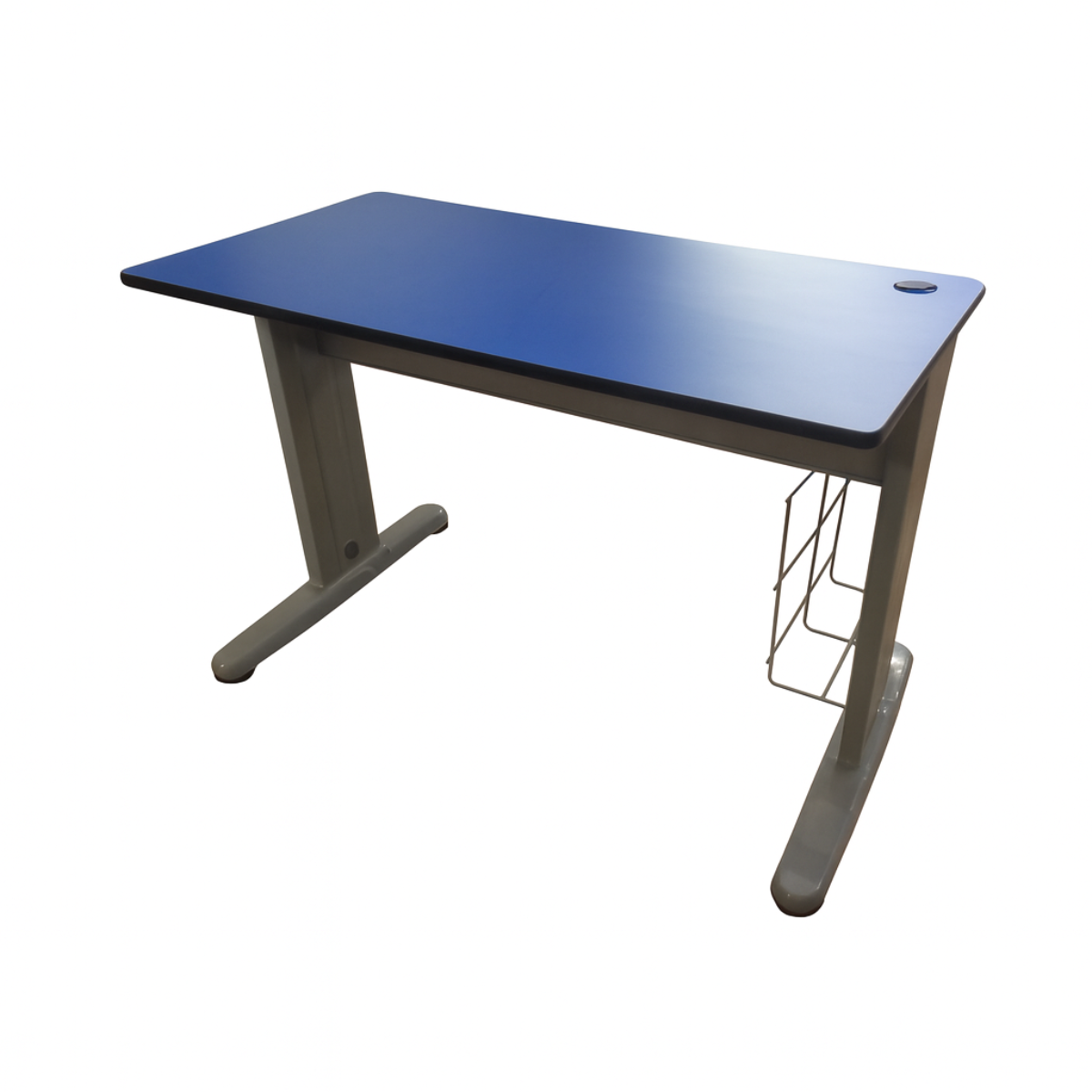 Mesa para computadora con faldon y porta CPU